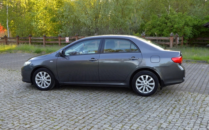 Toyota Corolla cena 18900 przebieg: 270000, rok produkcji 2010 z Sierpc małe 497